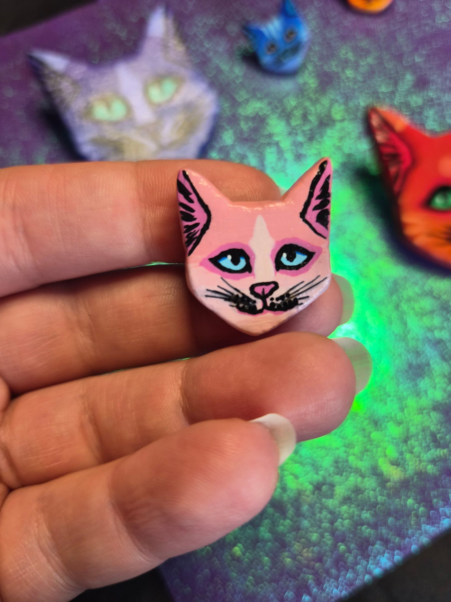 Big kitty pins